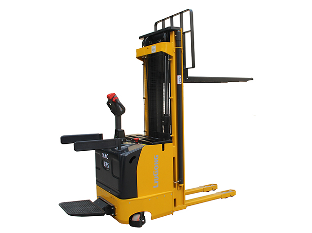 叉车配件厂家 叉车是众多工厂仓库车间物流不可或缺的生产工具