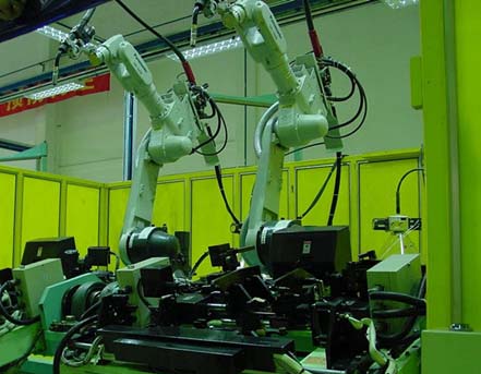 微纳时代 工业机器人与机床制造“形影不离”