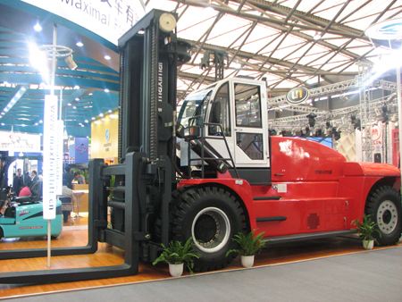 叉车喷油时间过早或过迟对叉车有什么影响?