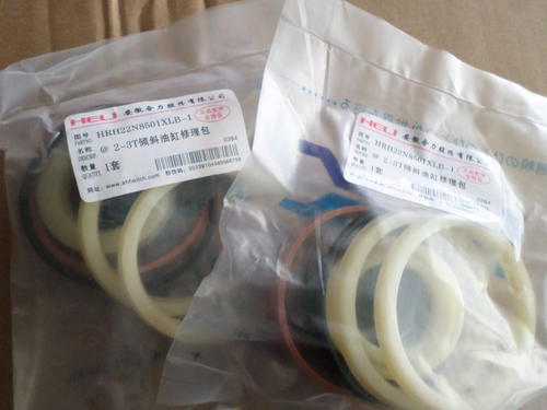 叉车液压系统配件倾斜缸修理包