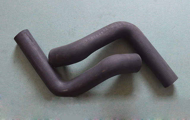 叉车冷却系统配件上水管