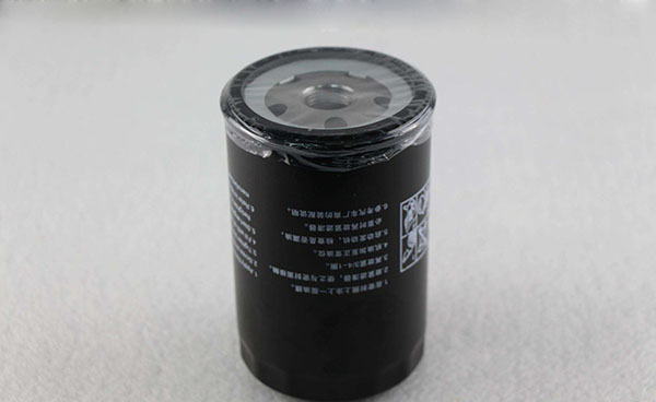 叉车机油滤芯总成