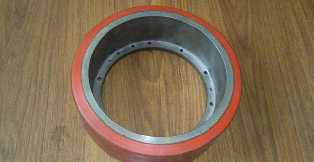 叉车主动轮与安装注意事项