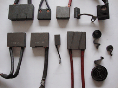 电动叉车碳刷能用多久以及如何更换