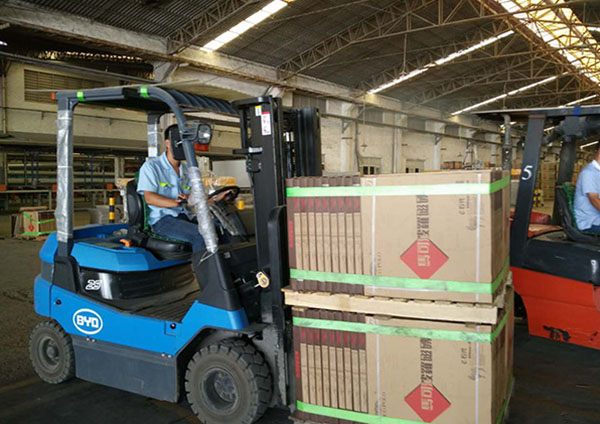 叉车蓄电池的几大误区，你知道几个呢?