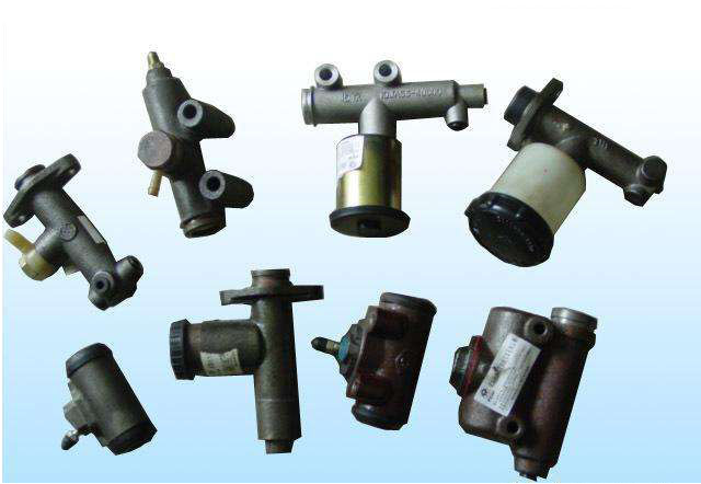 叉车技术分享|叉车刹车分泵工作原理