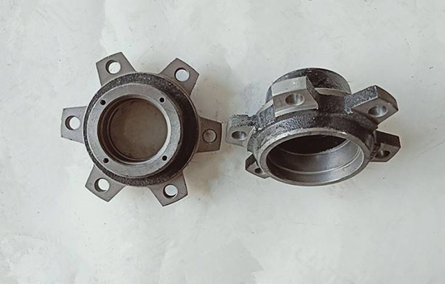 叉车转向轮毂的作用及安装使用注意事项