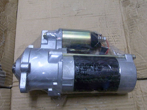 叉车启动马达的作用及保养建议