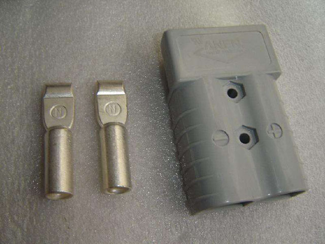 电动叉车充电插头如何更换?