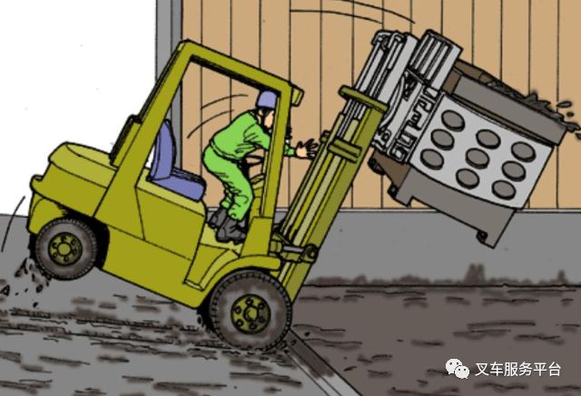 三天两头下雨,省心开叉车注意这几点就够了