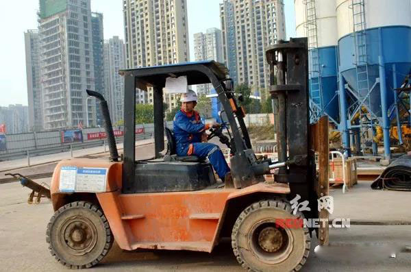 一个叉车司机自述:想单干叉车出租做老板太难了