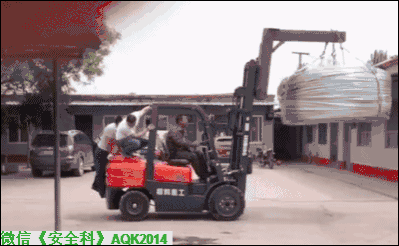 叉车安全事故现场