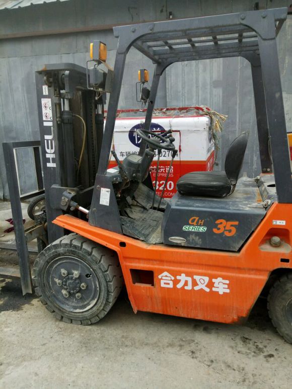 不知道这两点,你就继续买假叉车吧!